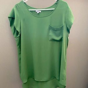 NWOT Light green short sleeve blouse